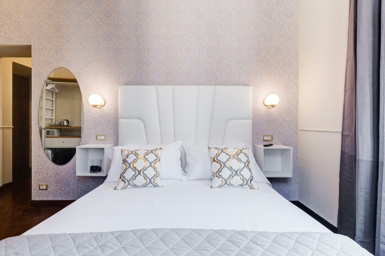 Trevi Private Suites By Premium Suites Collection โรม ภายนอก รูปภาพ