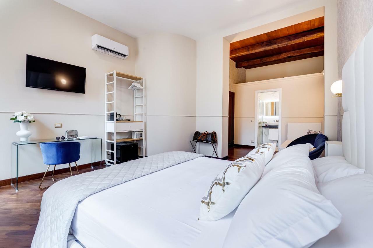 Trevi Private Suites By Premium Suites Collection โรม ภายนอก รูปภาพ