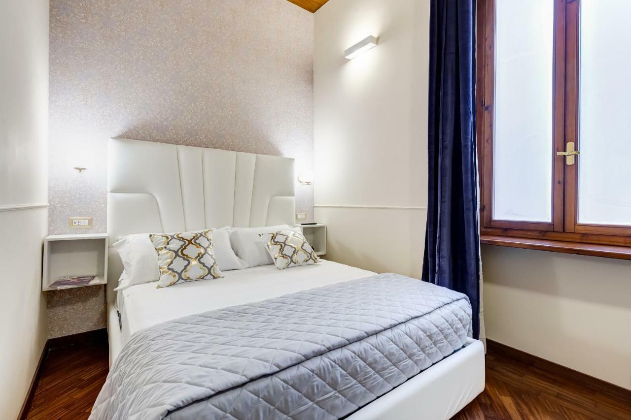 Trevi Private Suites By Premium Suites Collection โรม ภายนอก รูปภาพ